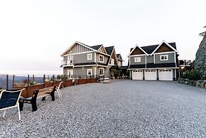Blue Horizon Mountain Retreat B&B
