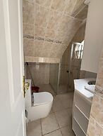 Mete 3 Villa