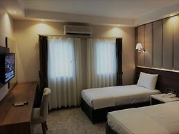 Anar Hotel