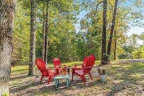 2BR Dog-friendly Home Near Lake w/ Fire Pit