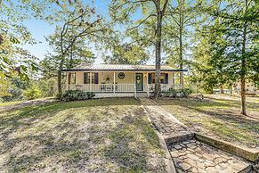 2BR Dog-friendly Home Near Lake w/ Fire Pit