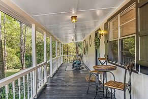 2BR Dog-friendly Home Near Lake w/ Fire Pit