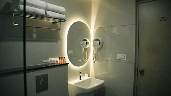 Hotel M7 Plaza
