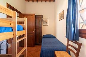 Apartment in Laterina With Garden