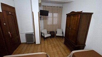 Hostal Prada