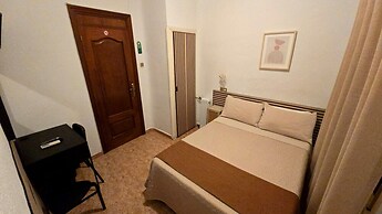 Hostal Prada