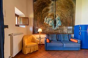 Apartment in Laterina With Shared Pool