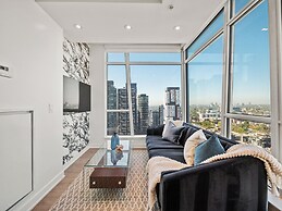 The Kingsmont Suites