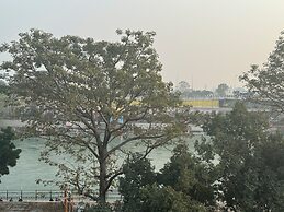 Hotel Suraj By T And M Hotels