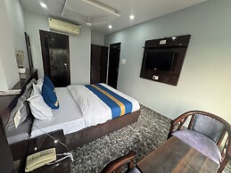 Hotel Suraj By T And M Hotels