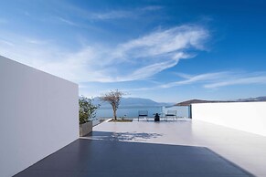 Dali Sky & Erhai Sea View Holiday Inn
