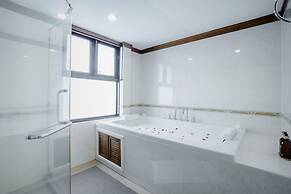 Number Nine Pool Villa