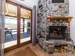 Lovinac Spa by Režek