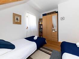 Lovinac Spa by Režek