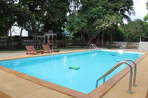 Golden Cupids Hotel