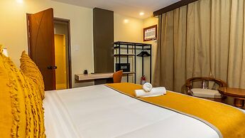 Hollywood Hotel Puerto Princesa