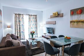 Cosy APT in Sliema- 2 mins walk from sea