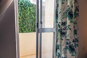 Cosy APT in Sliema- 2 mins walk from sea