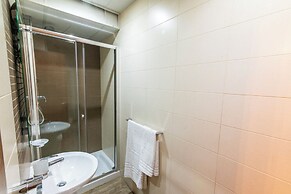 Cosy APT in Sliema- 2 mins walk from sea