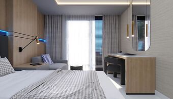ALMARIS RESORT HOTEL