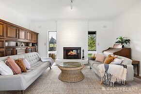 Yarra Valley Farmstay - Wine & Views !
