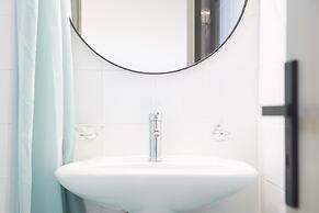 Manthos Beachfront Apartments