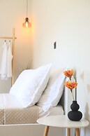 Manthos Beachfront Apartments