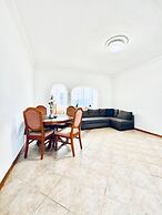 Cozy 7BR Villa Near Blumengarten