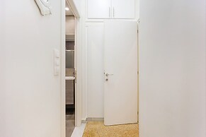 Modern Cozy Apartment