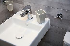 Sunny 1bd Apartment Just 1minute to Acropolis