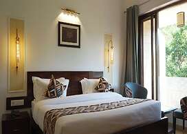 The Whispering Oaks Corbett