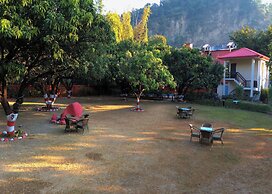 The Whispering Oaks Corbett