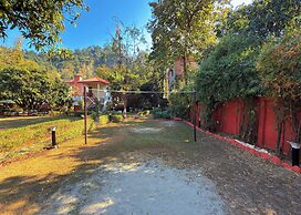 The Whispering Oaks Corbett
