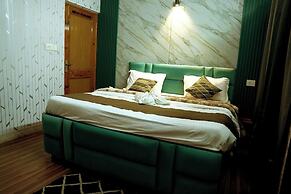 Hotel Himalayan Roots
