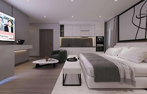 Ivy Lush Hotel