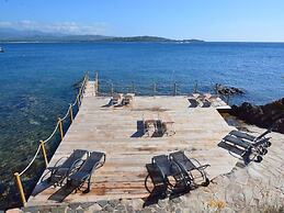 Mediterranean Villa for 6 With Pool