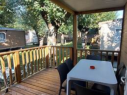 Mobile Home in Sarazena in Einem Ferienpark