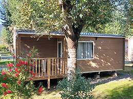 Mobile Home in Sarazena in Einem Ferienpark