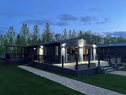 Isca Lodge - With Decking