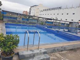 HIMALAYA POOL & RESORT