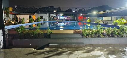 HIMALAYA POOL & RESORT