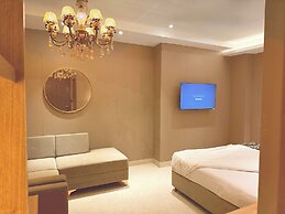Lush Premier Hotel