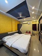 Hotel Asha Pride