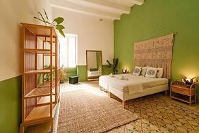 Senglea Jungle Palazzo