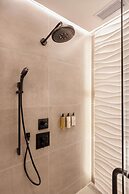 Sleepover Doha North Node - Gate C40