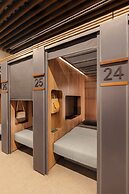 Sleepover Doha North Node - Gate C40