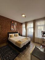 Taksim Dolunay Suites