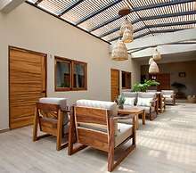 Hotel Bravo