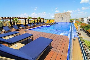 Lunada Bright Stay with Rooftop
