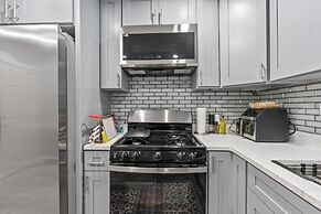 Spacious Home in Troy